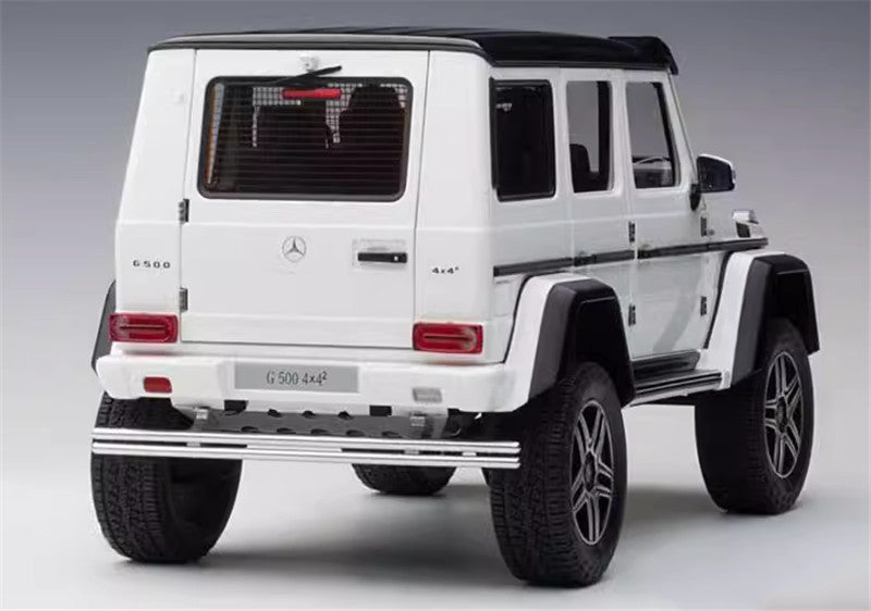Autoart Mercedes Benz G500 4×4² White 1/18 DIECAST CAR