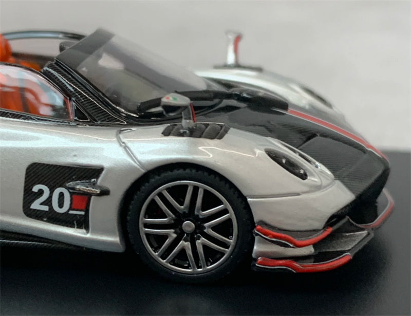 LCD-MODELS Pagani Huayra Roadster BC Reproduction commemorative edition 1:64 Car Pre-built Model view9