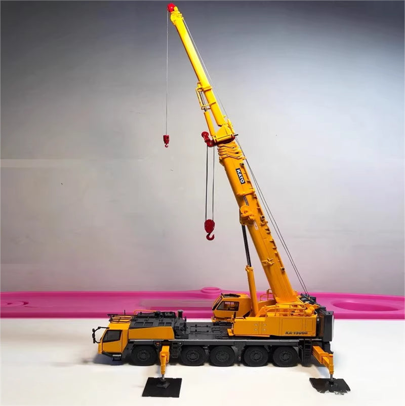 KATO ALLTERR KA-1300R Road Crane 5-axle Standard Edition 1:50 Truck Pre-built Model
