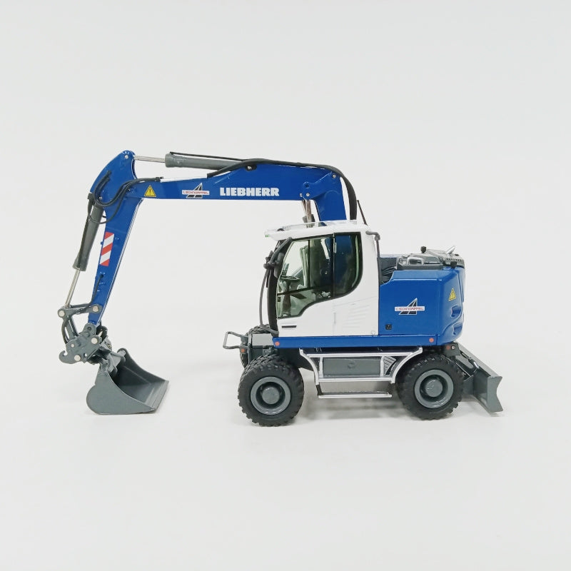 NZG Liebherr A918 Compact C.SCHNORPFEIL Wheeled Excavator 1:50 Truck Pre-built Model