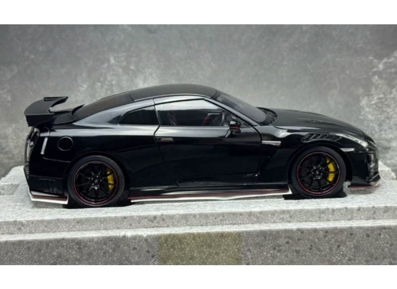 1:18 Nissan GT-R NISMO R35 2022 Meteor Flake Black Pearl MOTORHELIX Special Edition Limited Edition 299PCS ONLY DIECAST Model