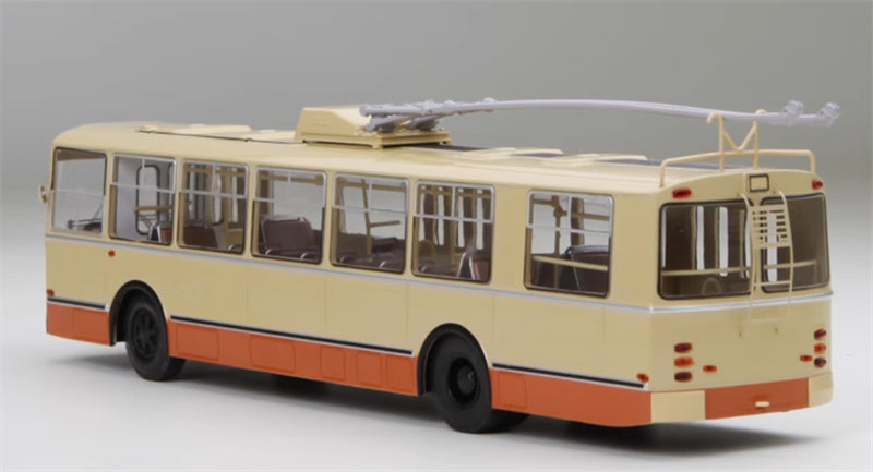 StartScaleModels Former Soviet Union/Russia ZIU 9 Trolley Bus Off white 1：43 Bus  Pre-built Model