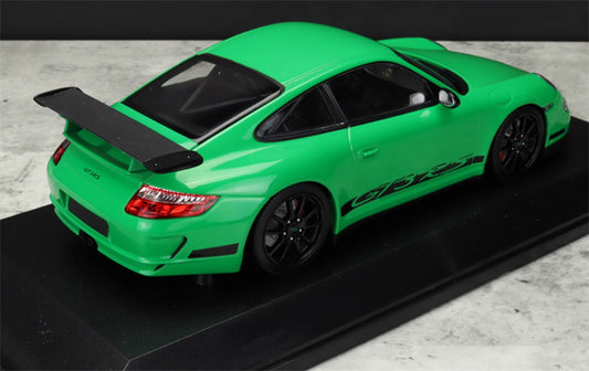 MINICHAMPS Porsche 911 GT3 RS dark green 1:18 Car Pre-built Model view2