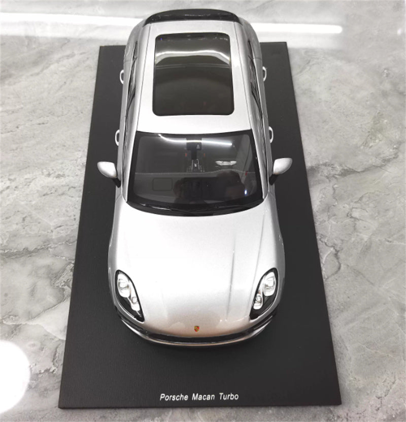 1:18 Porsche Macan Turbo silver Spark Resin Car Model view9