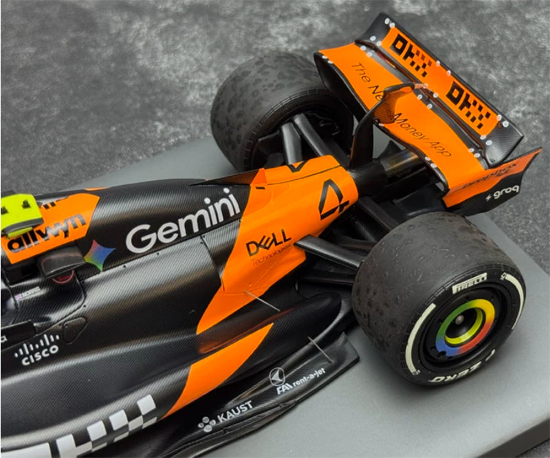 1:18 McLaren MCL39 Norris Winner Abu Dhabi 2025  MINICHAMPS Limited Edition 1200PCS ONLY Resin Model