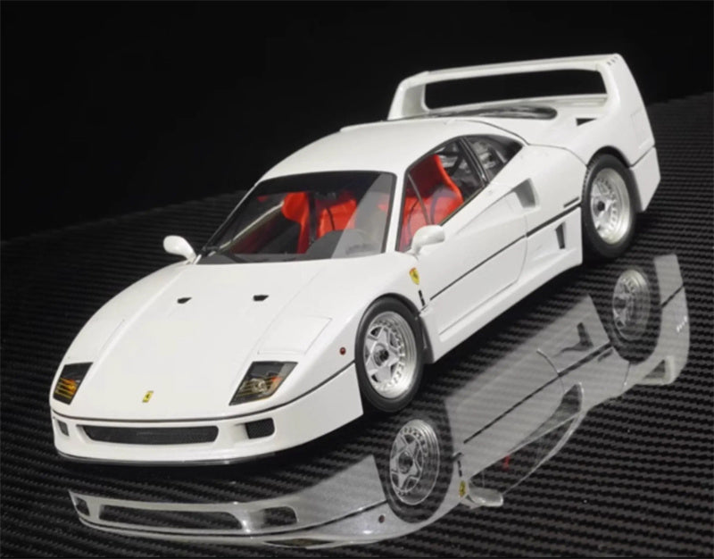 KYOSHO  Ferrari F40 LM Pearl White Limited Edition 1:18 Car Pre-a Model
