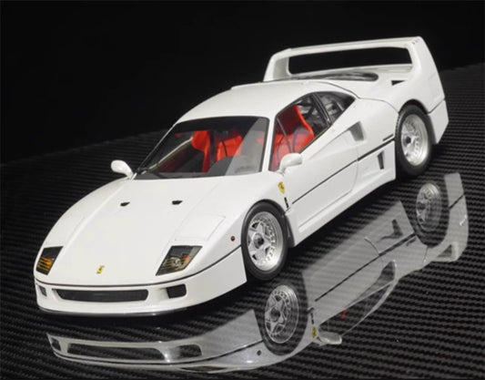 KYOSHO  Ferrari F40 LM Pearl White Limited Edition 1:18 Car Pre-a Model