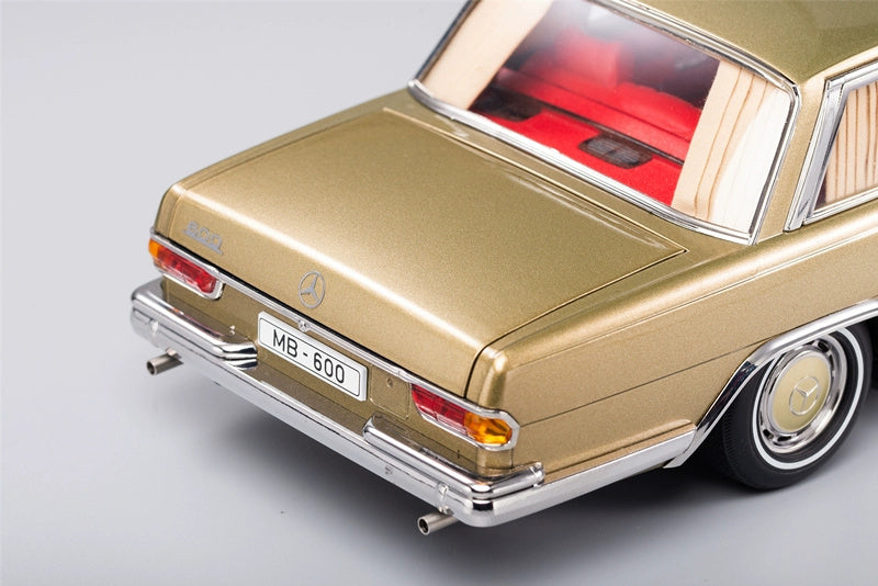 KengFai Mercedes Benz S600 Pullman Classic Car Champagne 1:18 DIECAST CAR