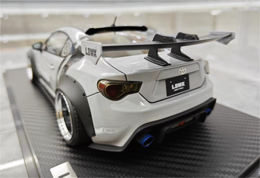 IGNITION MODEL Wide body Toyota 86 ver.1 lb gray black 1:18 Car Pre-built Model view1