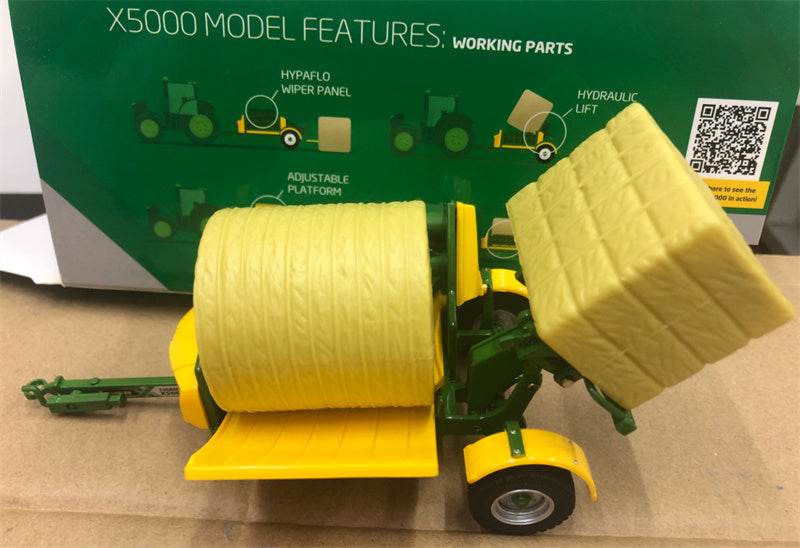 USK Hustler Chainless X5000 Bale Feeder 1:32 Truck Pre-built Model