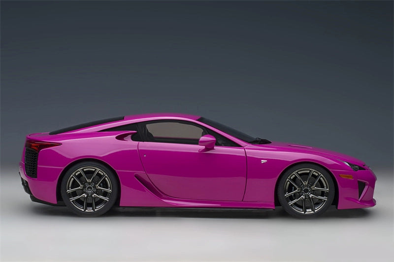 AUTOART LEXUS LFA Car pink 1:18 DIECAST car
