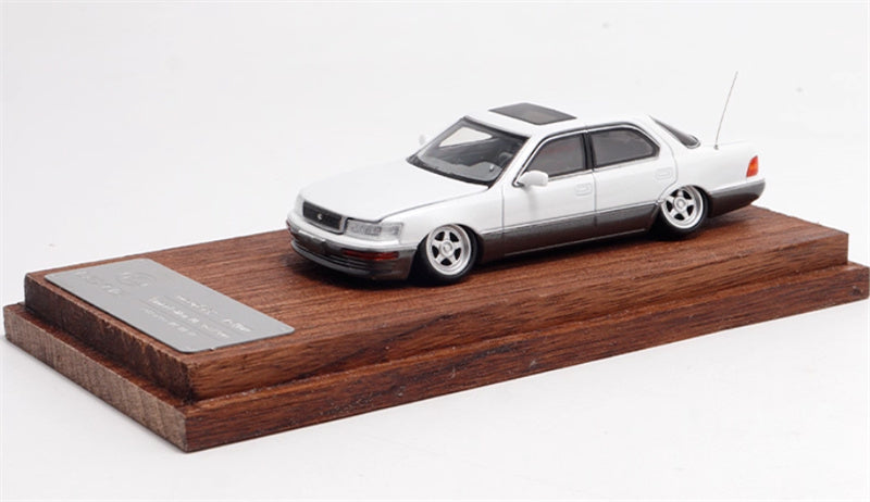 Fine works 64 Lexus LS400 White w/ gray skirt edge Low lying wheels Limited Edition 500PCS ONLY 1:64 Car Pre-built Model view1