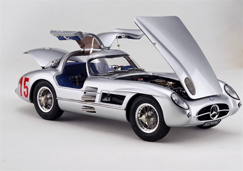 CMC Mercedes Benz 300 SLR Uhlenhaut Coupe GP Sweden 1955 #15 silver Limited Edition 1:18 Car Pre-built Model view7