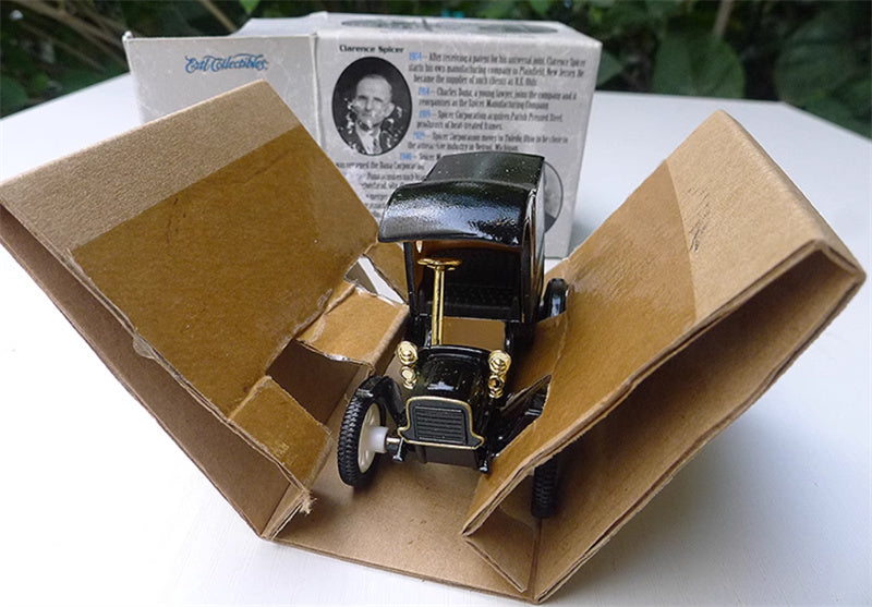 ERTL 1904 d Oldsmobile Delivery DANA 95 YEARS out of print 1:43 Car Pre-built Model