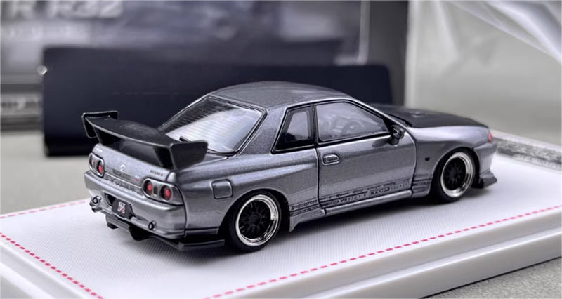 Focal Horizon Nissan Skyline GT-R R32 Grey Black Cover Limited Edition 699PCS ONLY 1:64 Car Pre-built Model view4