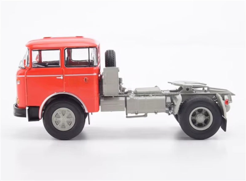Modimio Czech Liaz SKODA-706-MTTN tractor 1:43 Truck Pre-built Airliner Model Display view3