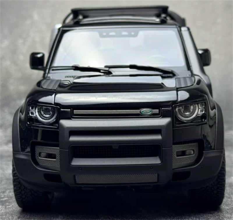 1:18 Land Rover Defender 90 2020 Black Almost Real Limited Edition 600PCS ONLY DIECAST Model