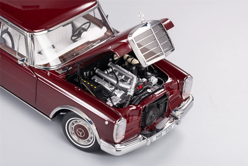 KengFai Mercedes Benz S600 Pullman Classic Car Pearlescent red 1:18 DIECAST CAR