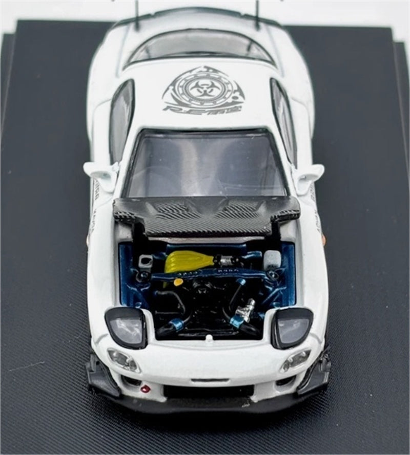 1:64 Mazda RX-7 RE Amemiya‌ White Master DIECAST Model