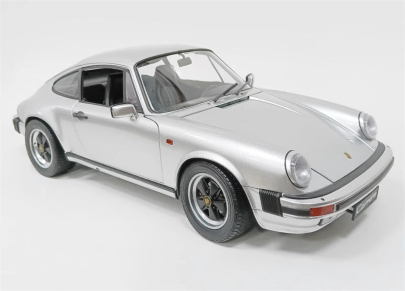 Schuco Porsche 911 Coupe silver 1:12 DIECAST Car