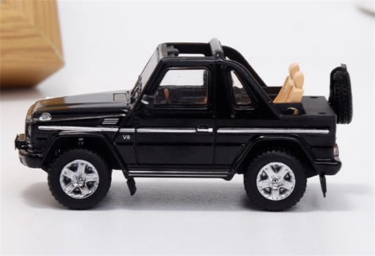 GCD Mercedes benz G500 two-door short-wheelbase convertible off-road with roof comes with 4 tires black LHD 1:64 Car Pre-built Model view2