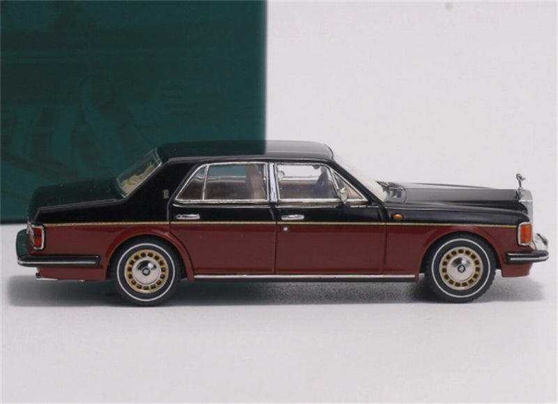 GFCC 1994 Rolls Royce Silver Spur III Red black two-tone with gold wheels Limited Edition 399PCS ONLY LHD 1:64 car Pre-built Model view4