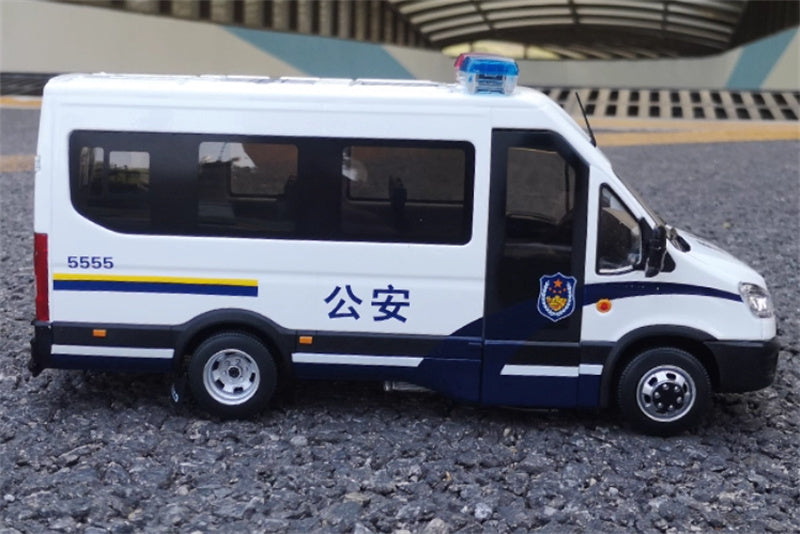 NAVECO Iveco Ousheng Public Security Painting Police Car Edition white 1:24 Car Pre-built Model view5