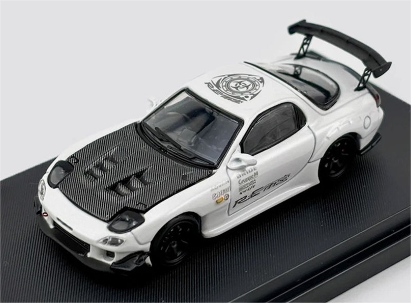 1:64 Mazda RX-7 RE Amemiya‌ White Master DIECAST Model