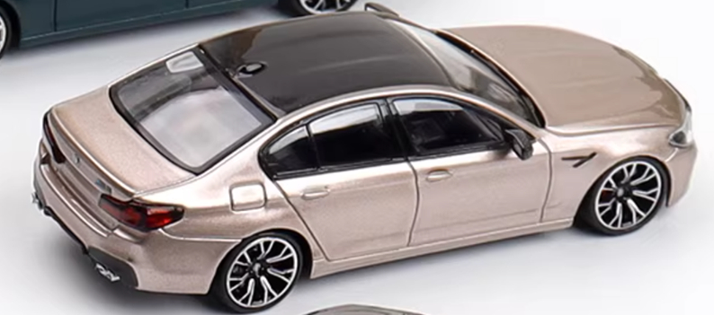 1:64 BMW M5 F90 Champagne Gold MJ Model Limited Edition 999PCS ONLY DIECAST Civil Car Model