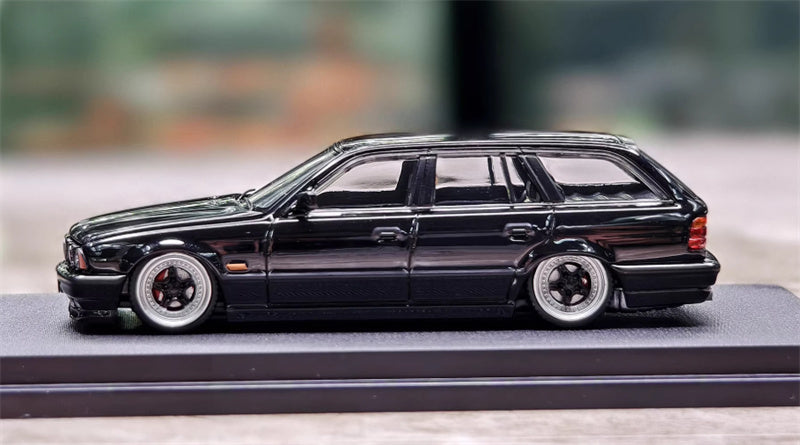 Mortal BMW E34 TOURING 5 Series Pearl Black Lowered Version Limited Edition 799PCS ONLY 1:64 Car Pre-built Model view3