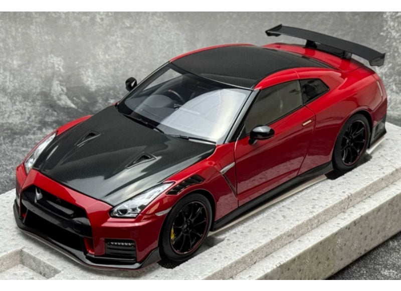 1:18 Nissan GT-R NISMO R35 2022 Vibrant Red MOTORHELIX Special Edition Limited Edition 699PCS ONLY DIECAST Model