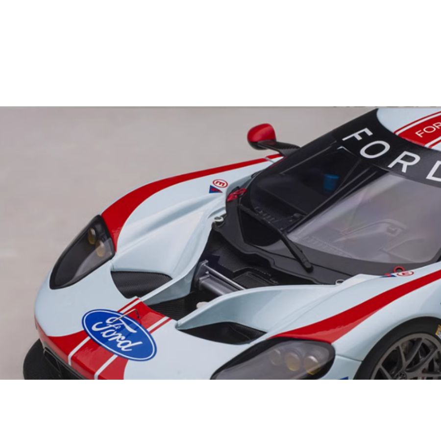 Autoart Ford GT GTE Pro 2019 24-hour Le Mans race #69 1:18 DIECAST Car