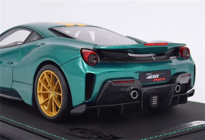 1:18 Ferrari 488 Pista  Metallic Green BBR MODELS Gift Box Edition Limited Edition 28PCS ONLY Resin Model