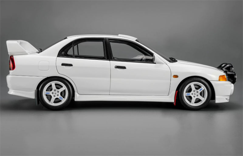 1:18 Mitsubishi Lancer Evolution IV GSR  WHITE / BONNET RALLY LAMP POD MOTORHELIX Limited Edition 499PCS ONLY DIECAST Model