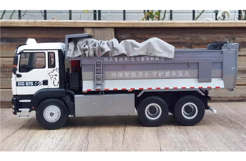 Sinotruk SITRAK G7S dump truck gray white 1:24 Truck Pre-built Airliner Model Display view3