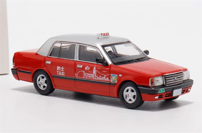 LMLF MODEL Toyota Crown Comfort Hong Kong Kowloon Taxi Red 1:64 Car Pre-built Model view5
