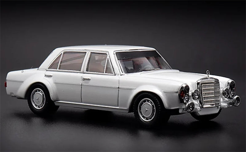 1:64 Mercedes Benz 300SEL W109 AMG White BSC DIECAST Limited Edition 399pcs ONLY Model