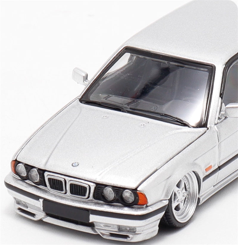 Mortal BMW E34 TOURING 5 Series Silver Lowered Version Limited Edition 799PCS ONLY 1:64 Car Pre-built Model view5