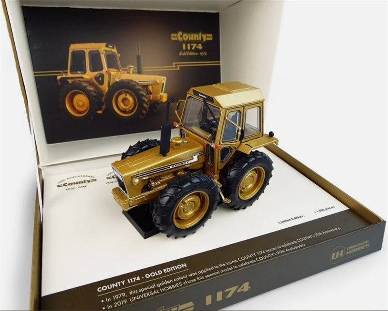 Universal Hobbies FORD COUNTY 1174 tractor gold Limited Edition 50th anniversary 1:32 Truck Pre-built Model