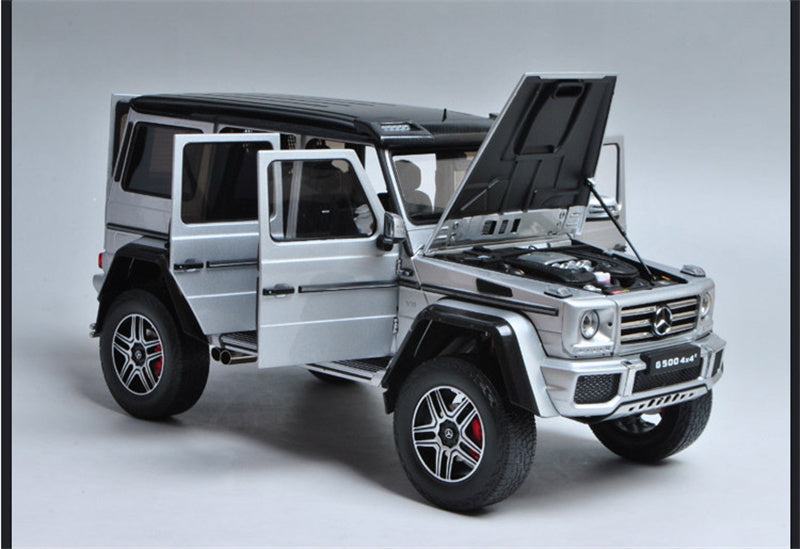 Almost Real Mercedes Benz G500 4X4 SUV Silver 1:18 DIECAST CAR
