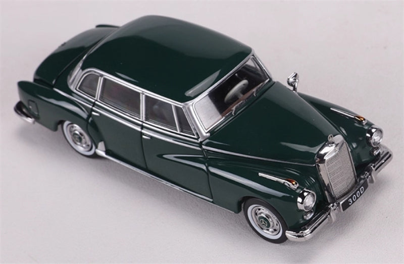 GFCC Mercedes Benz 300D 1959 classic car British Green LHD 1:64 car Pre-built Model view2