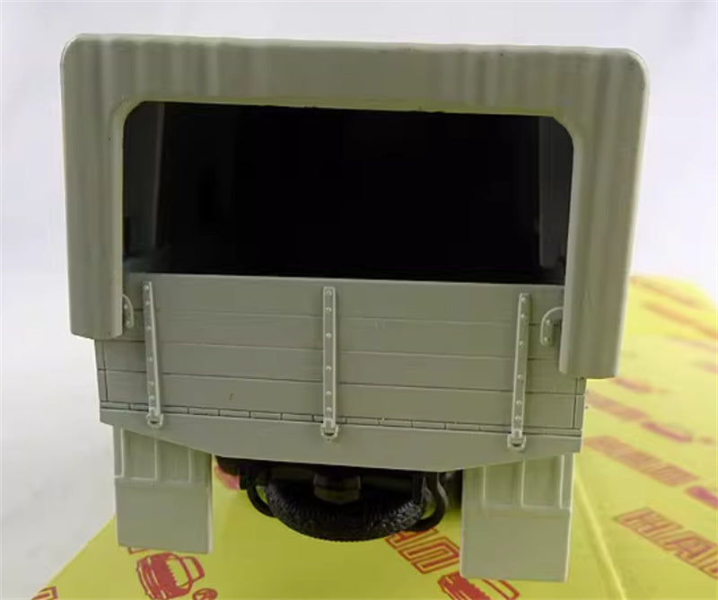 HAW 3NC-42M 5Bmer Soviet Union Russian military truck Off white 1:43 Tank Pre-built Model
