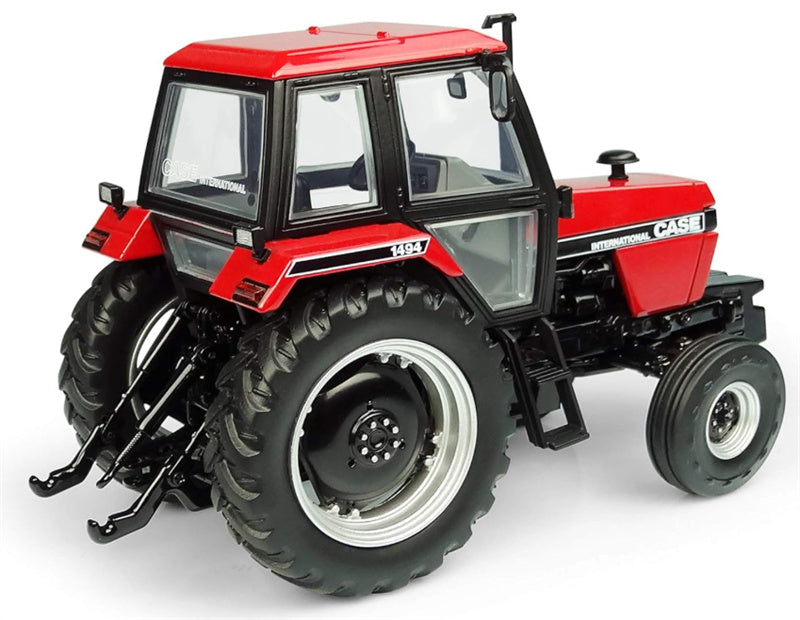 Universal Hobbies CASE International 1494-2WD Agricultural Tractor Red 1:32 Truck Pre-built Model