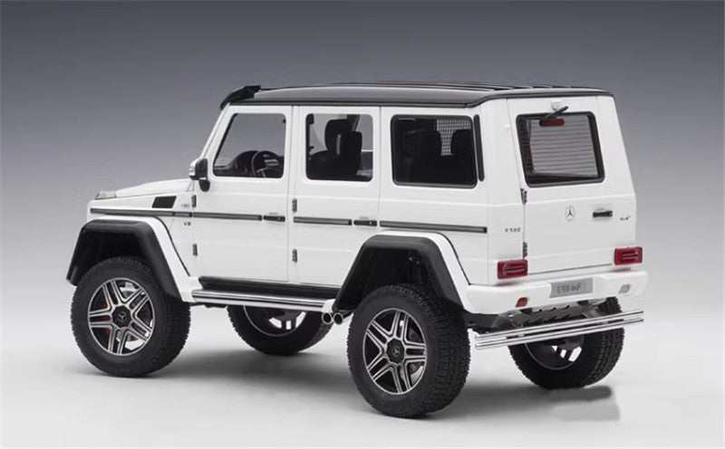 Autoart Mercedes Benz G500 4×4² White 1/18 DIECAST CAR