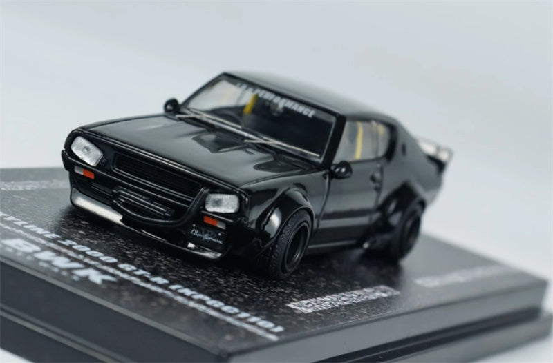 INNO64 Nissan Skyline 2000 GT-R KPGC110 Black 1:64 car Pre-built Model view3