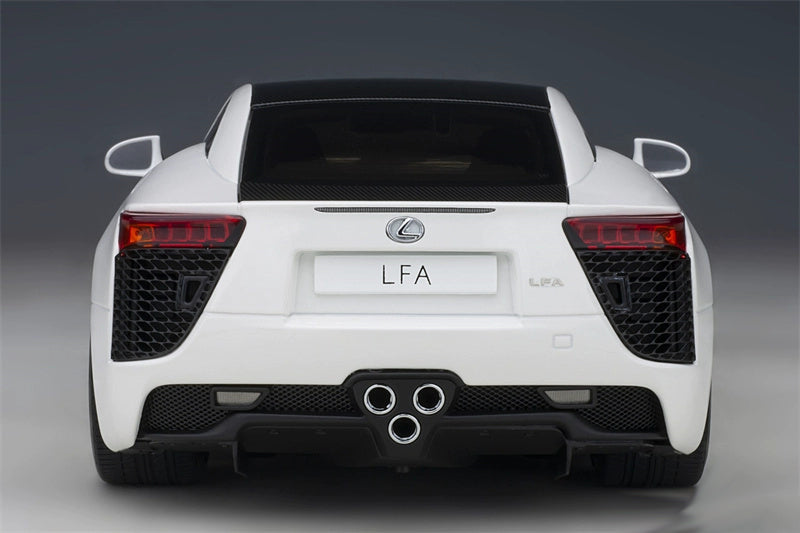 AUTOART LEXUS LFA Car White carbon top 1:18 DIECAST car