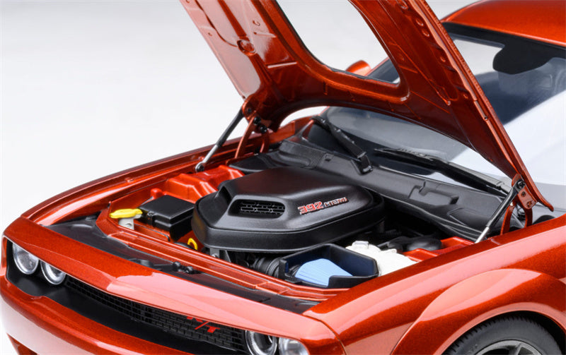 AUTOART Dodge Challenger R/T Scat Pack Widebody 2022 1:18 Car Pre-built Model view12