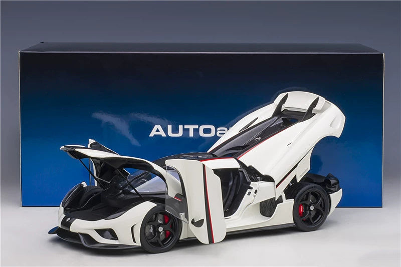 AUTOART KOENIGSEGG REGERA Car white 1:18 Resin car
