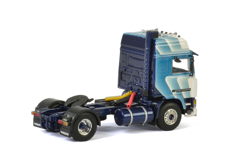 WSI VOLVO F12 4x2 Premium Globetrotter 1:50 Truck Pre-built Model
