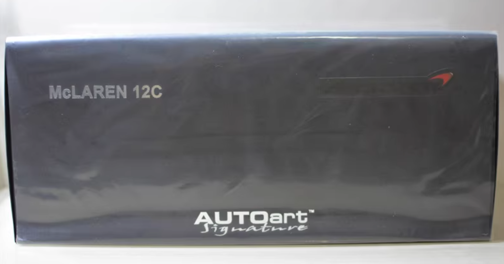 AUTOART McLaren MP4-12c Orange 1:18 Car Pre-built Model view3